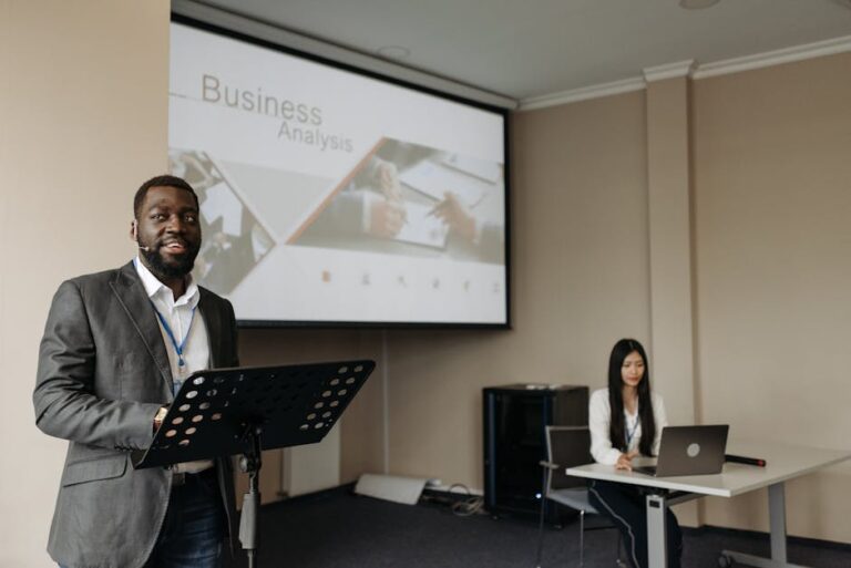 Negociador ucraniano comparte su experiencia en las conversaciones con Rusia