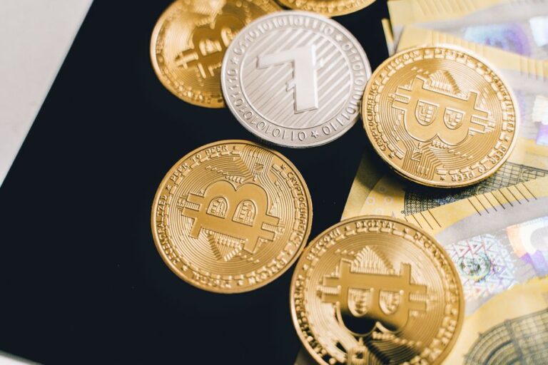 Bitcoin supera los $80,000 por demanda institucional